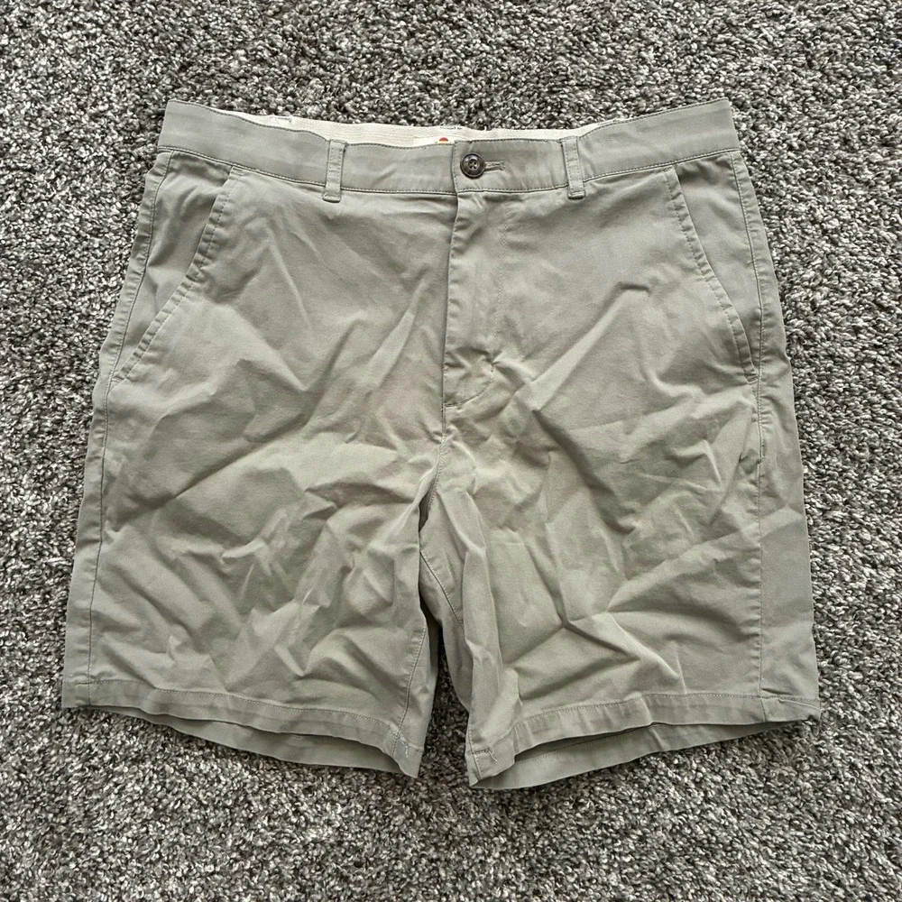 Marine Layer Men's 32 Olive Green Casual Chino Shorts